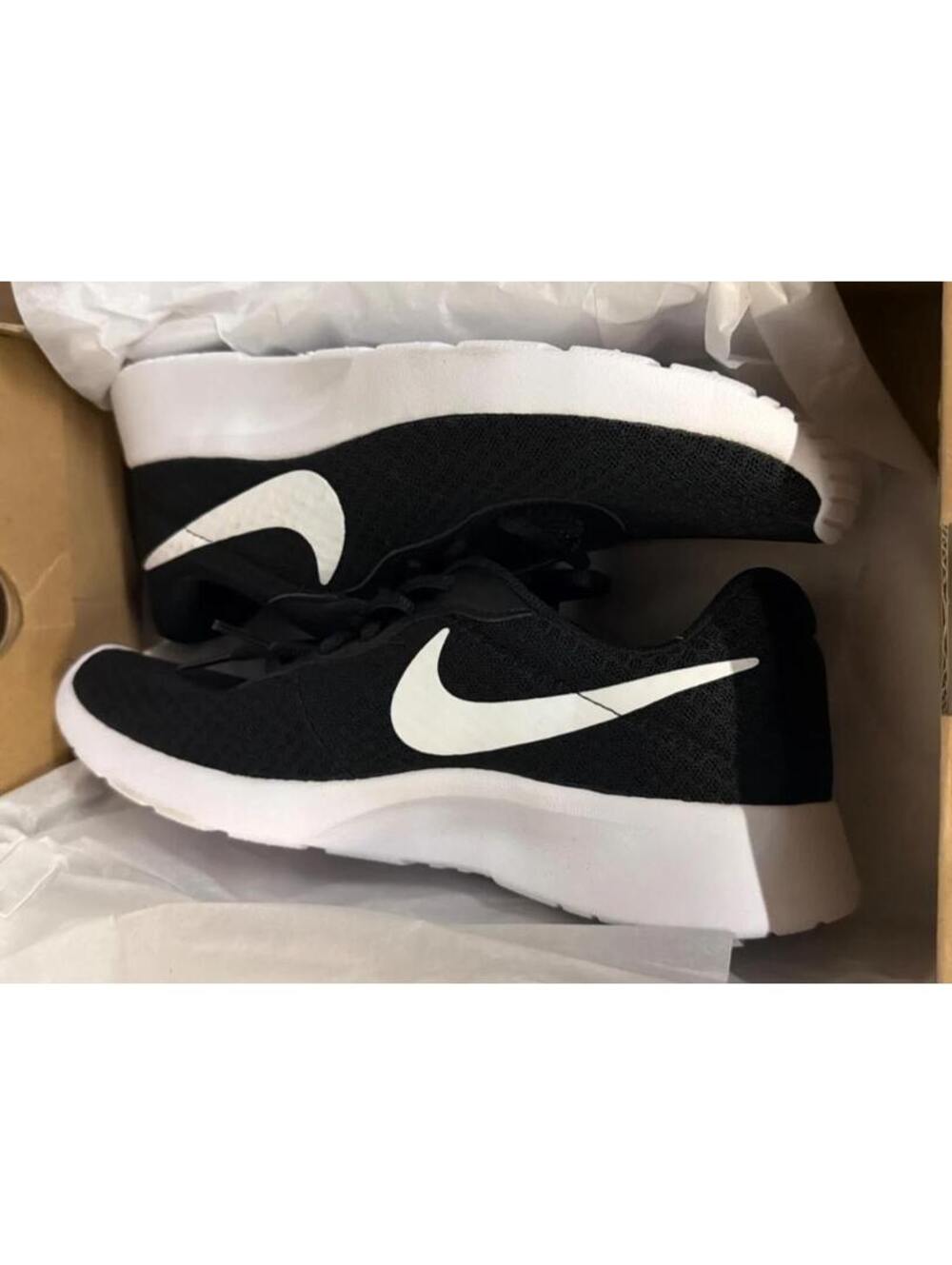 Nike Tanjun Womens Running Shoes Black White DJ6257-004 Size 9 New